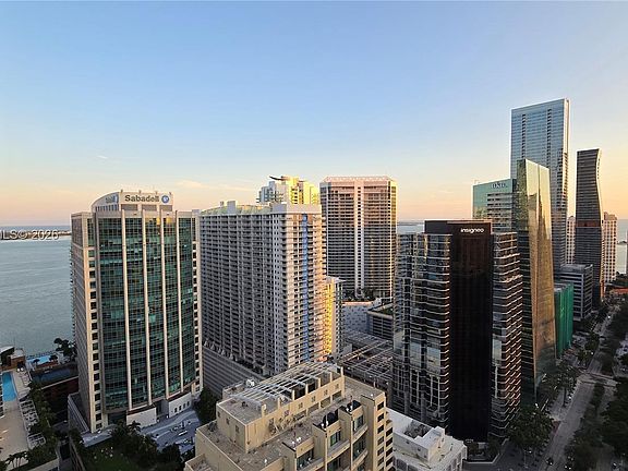 2nd image of 1060 Brickell Ave APT 3605