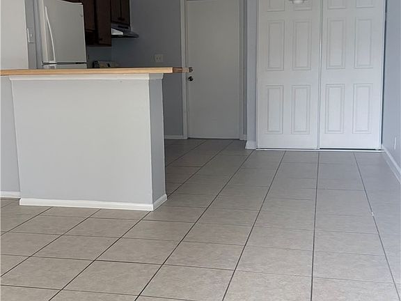 3rd image of 5449 6th Ave #5447