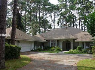 4 Mediterranean Ln, Hilton Head Island, SC 29926