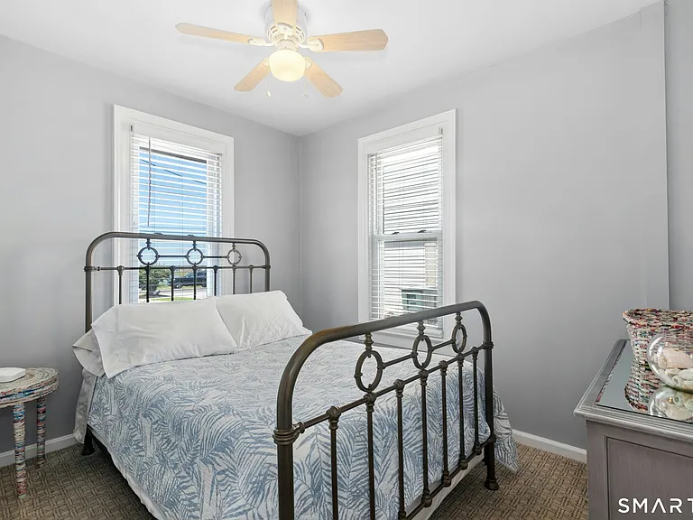 27 Milford Point Rd — Photo 14