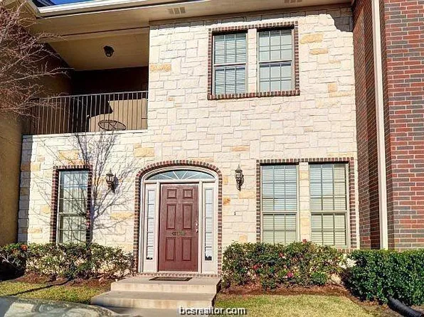 140 Forest Dr, College Station, TX 77840