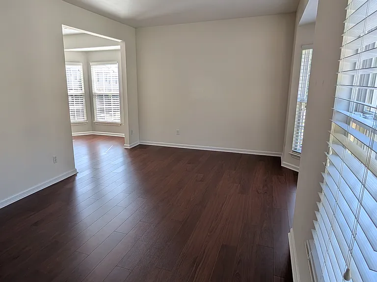 307 Canewood Pl — Photo 14