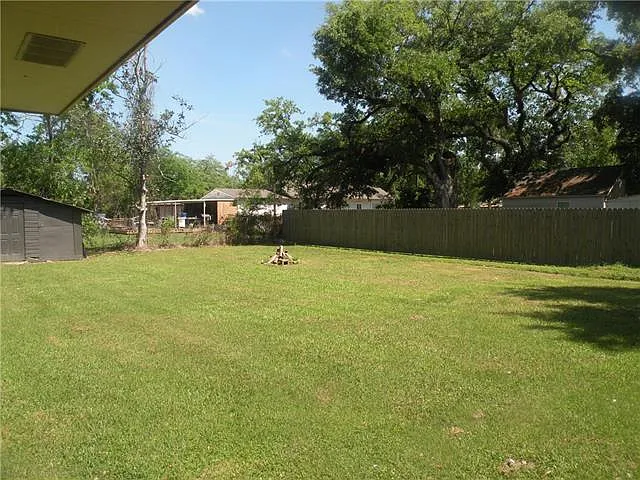470 S 2nd St — Photo 11
