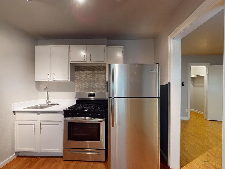4515 Junius St — Photo 13