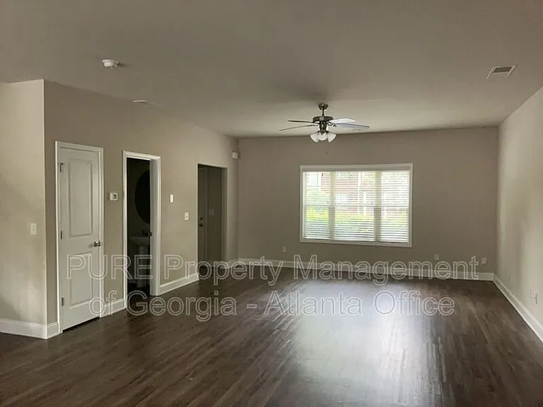 175 Orchard Dr — Photo 3