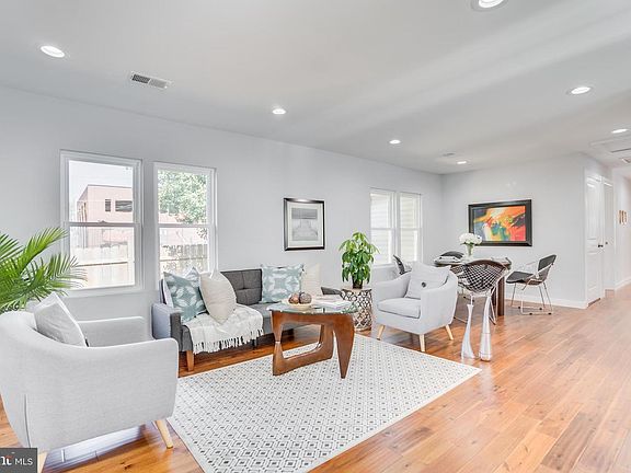 2nd image of 8723 Lukens Ln