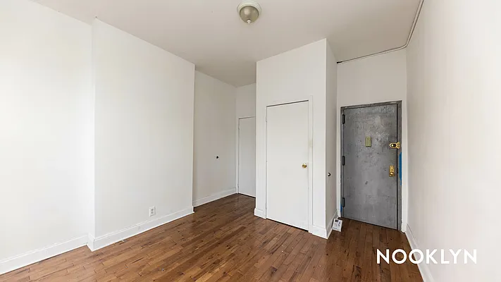 Rented by Nooklyn NYC LLC | media 21