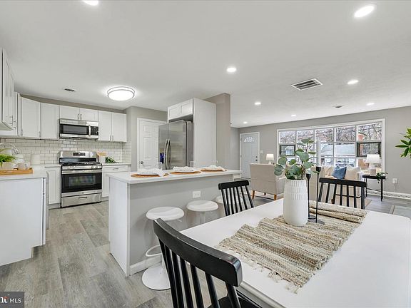 4th image of 1254 Dogwood Rd