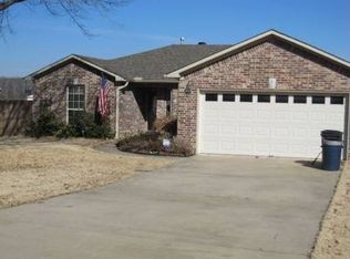 106 Red Wing Rd, Jacksonville, AR 72076