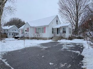 4 Dunbar St, Providence, RI 02909