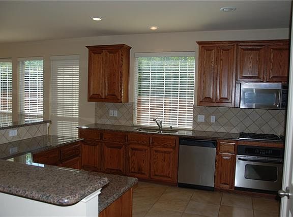 4th image of 8743 Dayton Dr