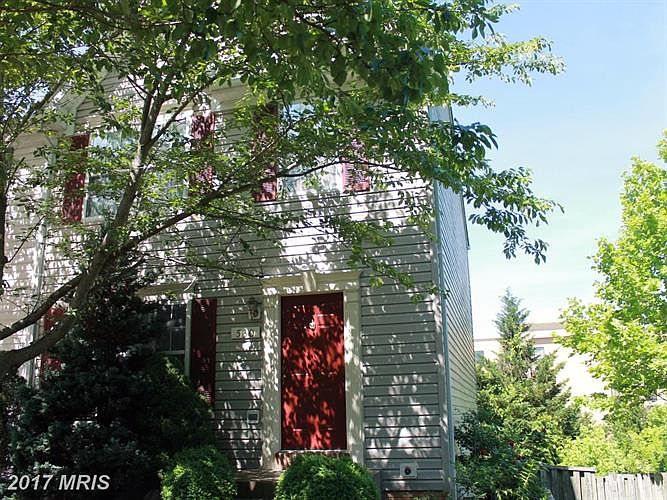 1st image of 530 Highland Towne Ln