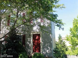 530 Highland Towne Ln, Warrenton, VA 20186