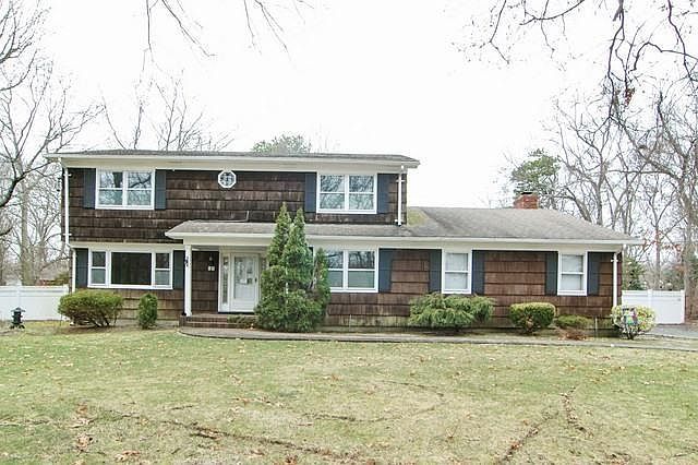 1st image of 20 S Pinelake Dr