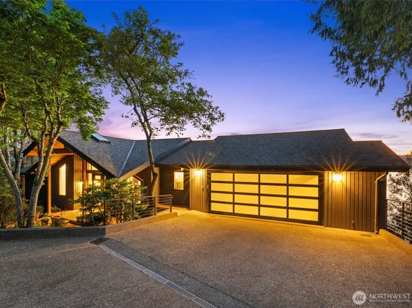 5970 NE Arrowhead Drive, Kenmore, WA 98028