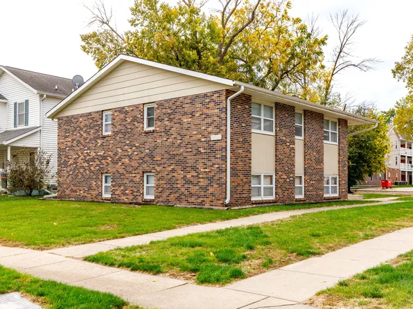 209 Washington Ave, Ames, IA 50010