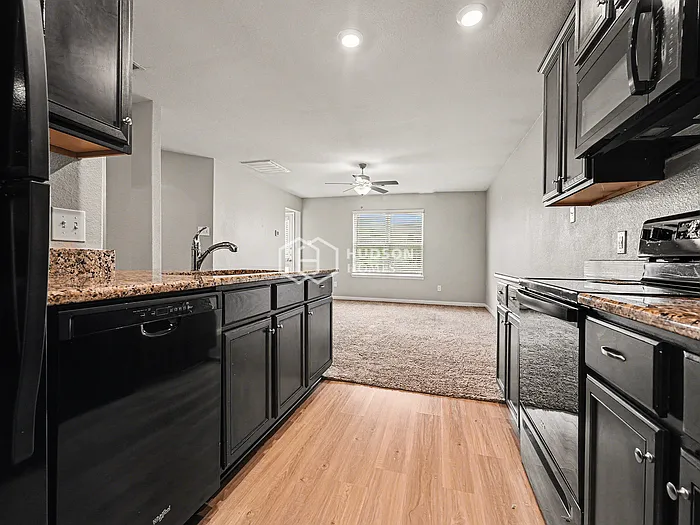 23022 Bellini Dr — Photo 10