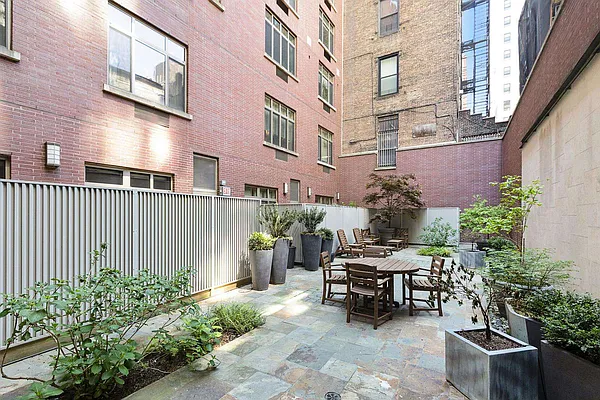 Rented by POG Real Estate, Inc. | media 10