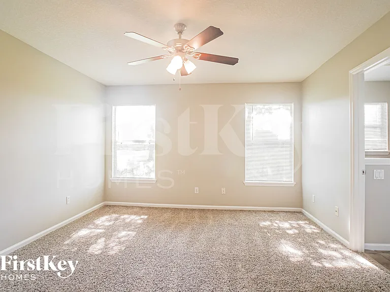 2089 W Lymington Way — Photo 9