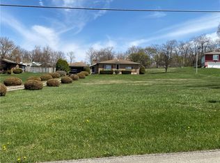 138 Atlantic Rd, New Derry, PA 15671