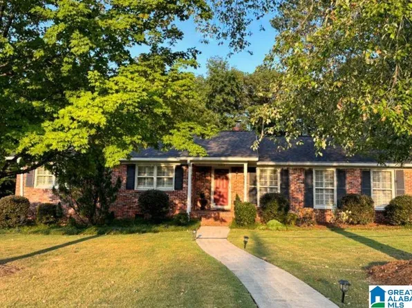 3263 Starlake Dr, Birmingham, AL 35226