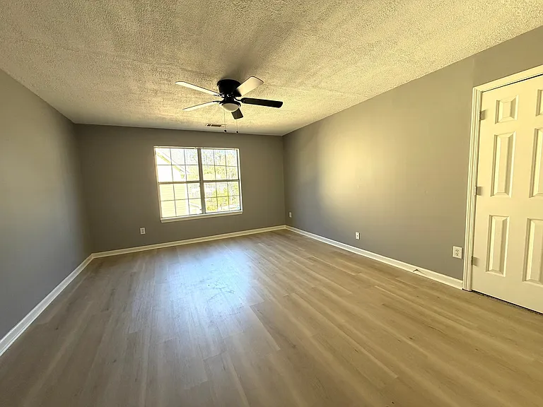 2205 Springer Walk — Photo 20