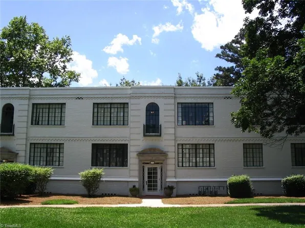 1700-L2 N Elm St, Greensboro, NC 27408