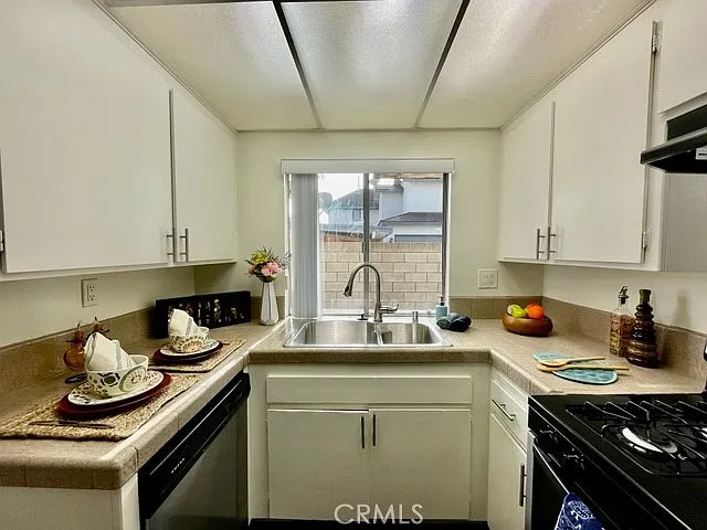 17181 Elm Ln #4 — Photo 24