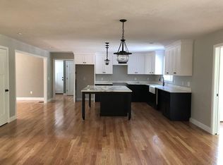 227 Podunk Rd, Sturbridge, MA 01566