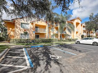 261 SW Palm Dr APT 202, Port Saint Lucie, FL 34986