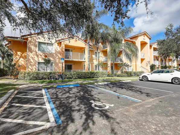 261 SW Palm Drive #202, Port St Lucie, FL 34986