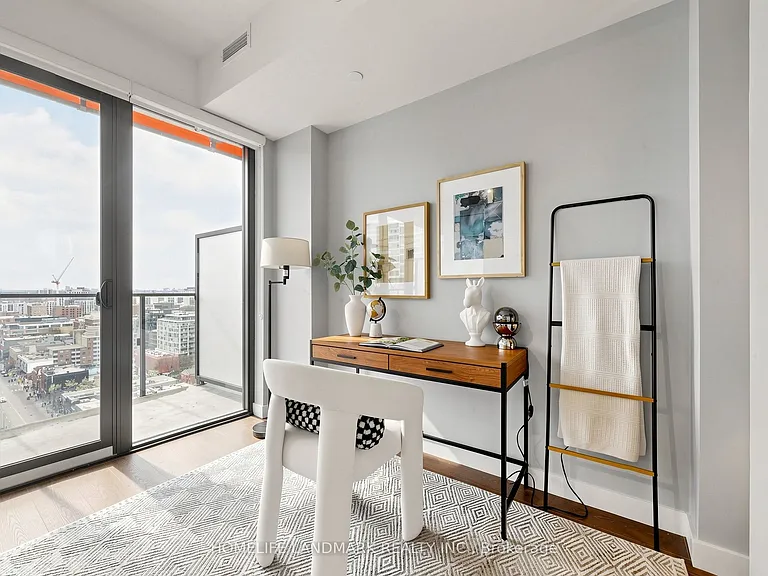 215 Queen St W #1603 — Photo 10