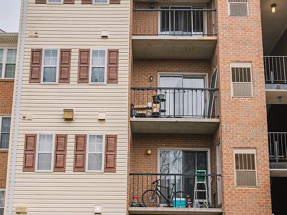 2nd image of 14805 Rydell Rd APT B2