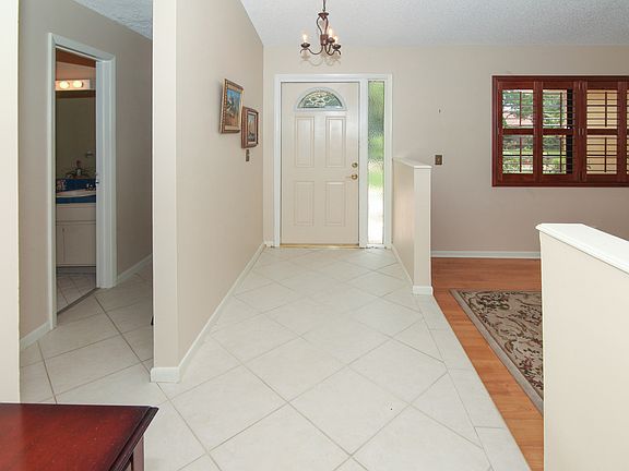4th image of 10753 NW 19th St