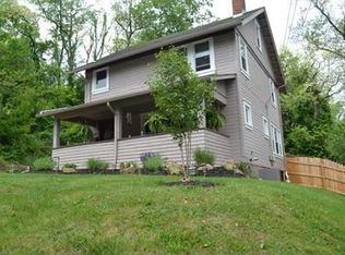 924 School St, Coraopolis, PA