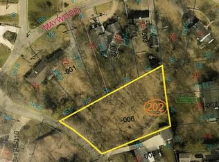 42 Maywood Dr, Danville, IL 61832
