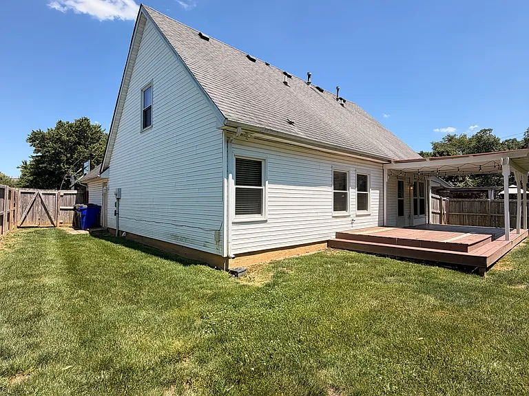 1819 Timber Creek Dr — Photo 32