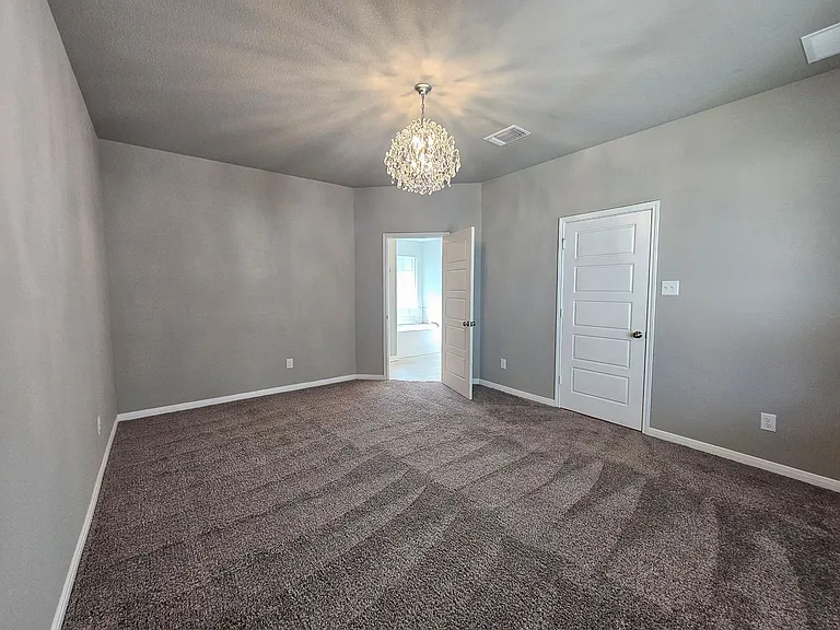 910 James Parker Cir — Photo 9