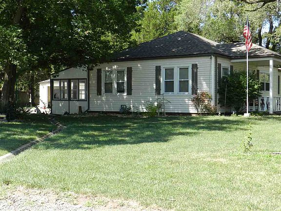 3rd image of 625 E 12th Ave