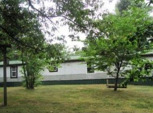 12626 Red Hill Maxwell Rd, Utica, KY 42376