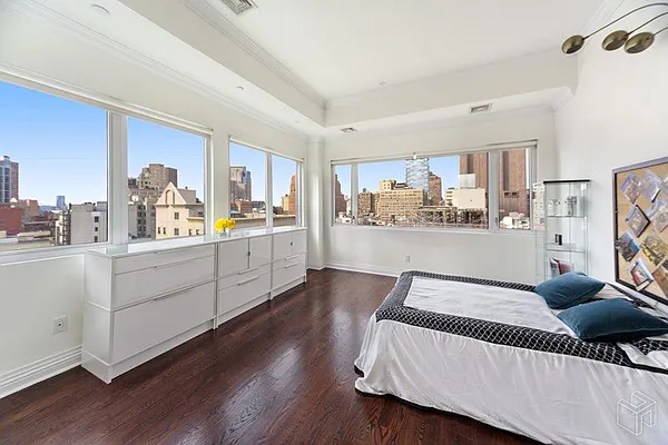 Sold by Halstead Real Estate | media 4