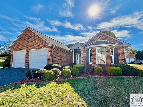 15 Deer Brook Ln Photo 1