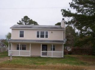 1327 Tulls Creek Rd, Moyock, NC 27958