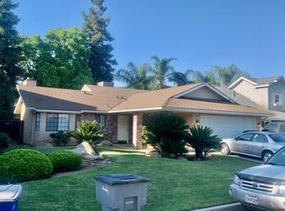 2122 E Fallbrook Ave, Fresno, CA