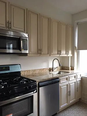 Rented by Brooklyn Real Inc | media 26