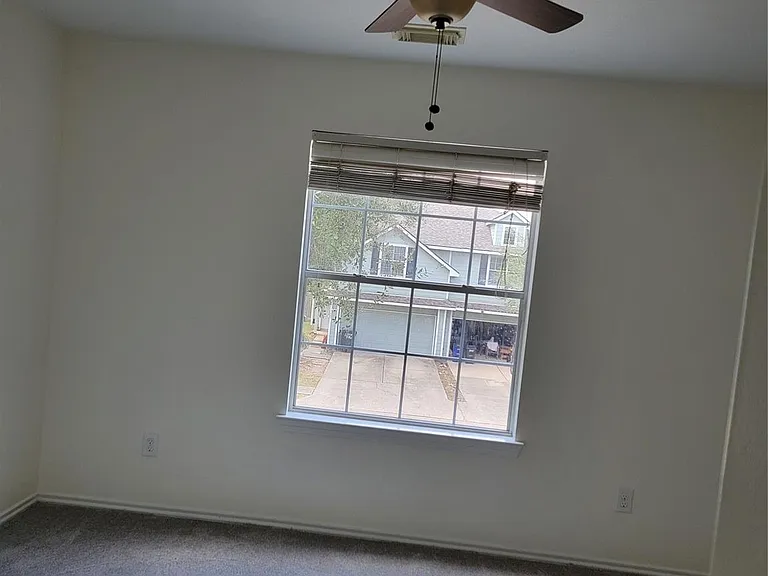 424 Folk Crest Ln — Photo 15