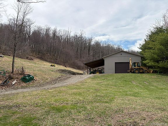 5th image of 296 Winchell Mountain Road