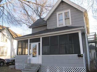 210 W Lincoln St, Marshalltown, IA 50158