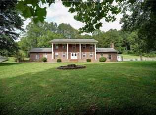 56 Assembly Dr, South Charleston, WV 25309