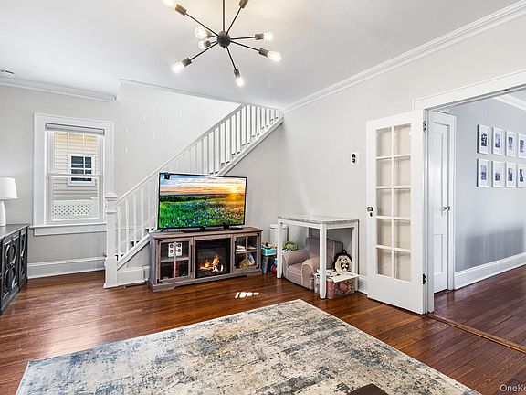 5th image of 126 Rutland Avenue